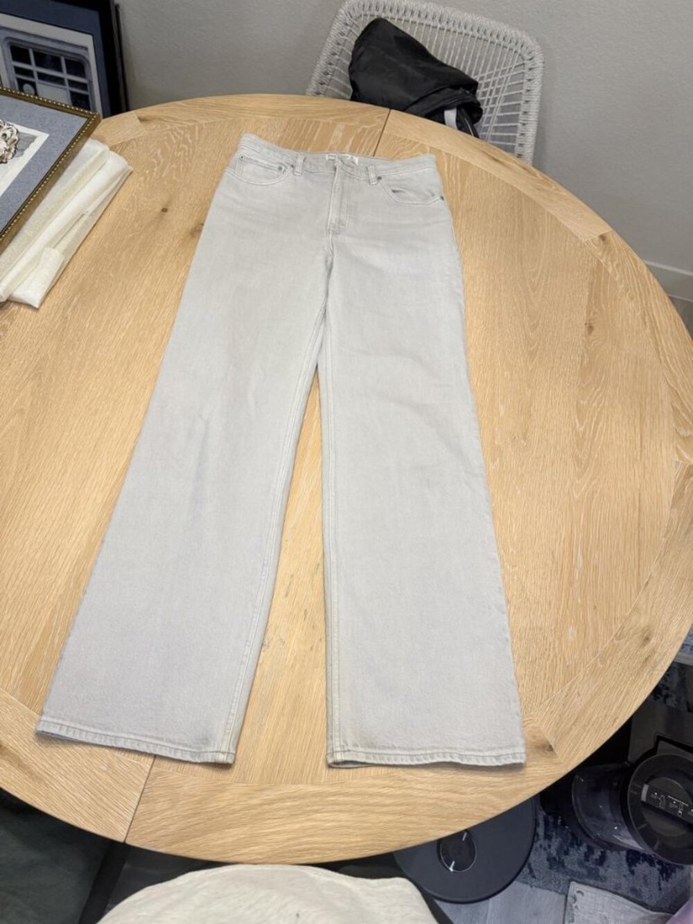 Abercrombie The 90s Relaxed Jean High Rise Size 27/4 Light Gray